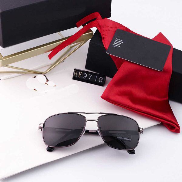 2021 new polarized metal small square sunglasses men's driving glasses, White;black
2021 new polarized metal small square sunglasses men's driving glasses, White;black