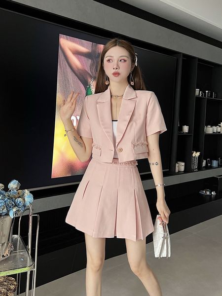 chan 2023 new spring summer women's two piece sets designer fashion two piece dress logo jacket short skirt womens summer suit casual s, White
chan 2023 new spring summer women's two piece sets designer fashion two piece dress logo jacket short skirt womens summer suit casual s, White