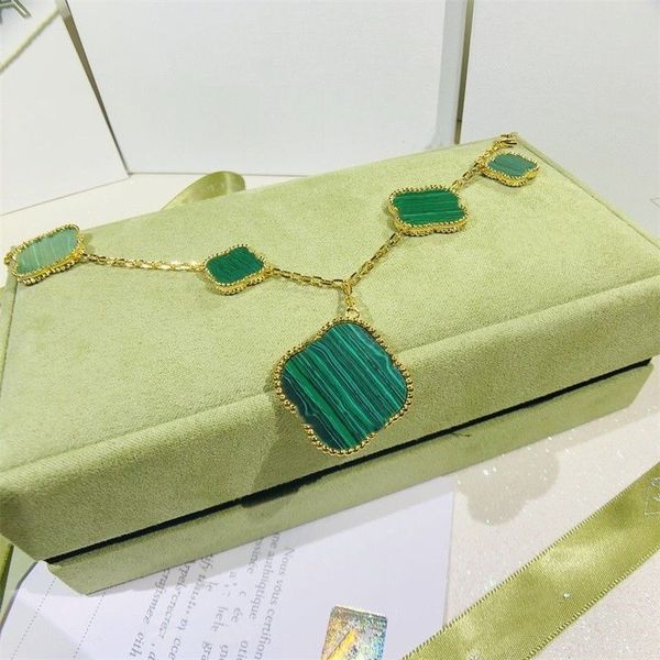 luxury elegant men women van mixed clover bracelet four leaf charm bracelet 100% silver mother-of-pearl gold plated lucky tennis chain offic, Golden;silver
luxury elegant men women van mixed clover bracelet four leaf charm bracelet 100% silver mother-of-pearl gold plated lucky tennis chain offic, Golden;silver