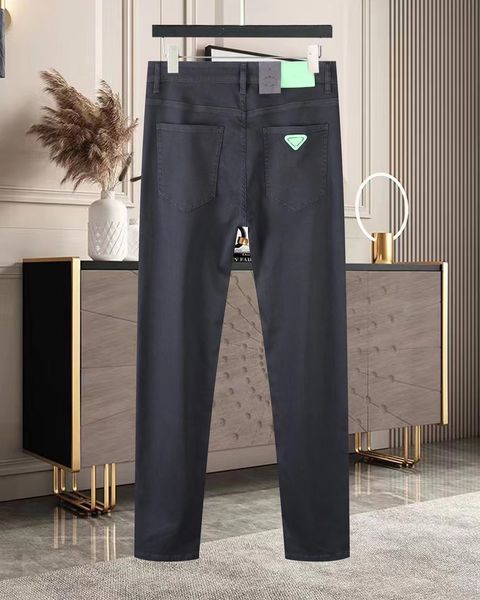 2023 latest listing skinny jeans mens triangle label letters pattern label floral print denim pants men fashion designer hip hop black size, Blue
2023 latest listing skinny jeans mens triangle label letters pattern label floral print denim pants men fashion designer hip hop black size, Blue