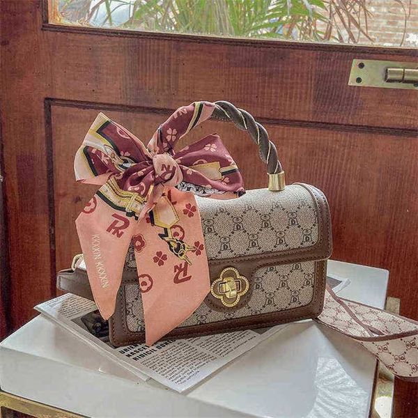 designer bag 2023 new korean fashion women's bow portable single shoulder texture messenger bag
designer bag 2023 new korean fashion women's bow portable single shoulder texture messenger bag