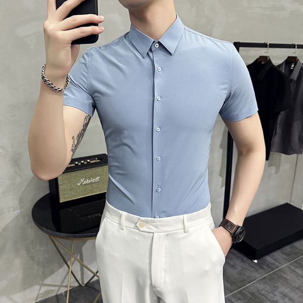 men's casual shirts kemeja lengan pendek musim panas 2023 kemeja formal bisnis kasual warna solid pria pakaian jalan sosial ramping cam, White;black
men's casual shirts kemeja lengan pendek musim panas 2023 kemeja formal bisnis kasual warna solid pria pakaian jalan sosial ramping cam, White;black