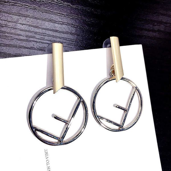 2023 designer new s925 silver needle creative circle letter earrings exaggerated big earrings asian gold star same female, Golden
2023 designer new s925 silver needle creative circle letter earrings exaggerated big earrings asian gold star same female, Golden