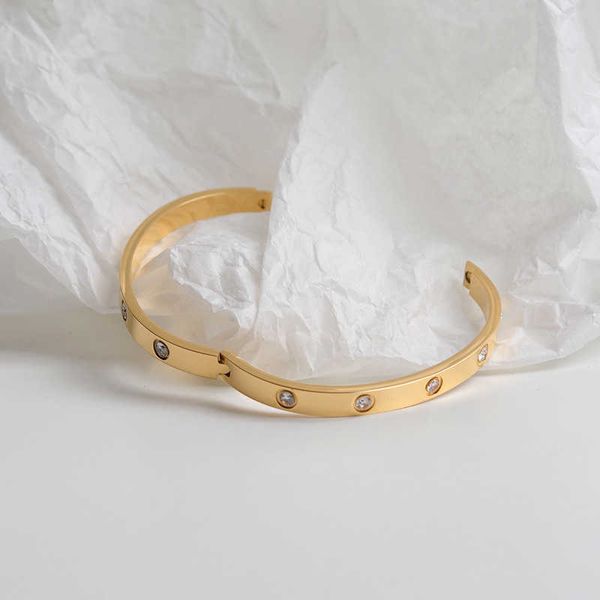designer bracelet carti jewelry bangle fashion light luxury simple ins minority indifference titanium steel bracelet female personality red, Black
designer bracelet carti jewelry bangle fashion light luxury simple ins minority indifference titanium steel bracelet female personality red, Black
