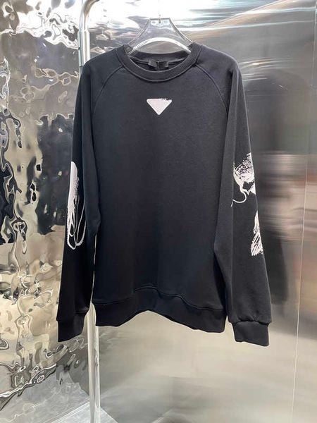 prad autumn and winter new designer hoodie printed design of fashionable hoodies us size loose version of luxury mens hoodie, Black
prad autumn and winter new designer hoodie printed design of fashionable hoodies us size loose version of luxury mens hoodie, Black
