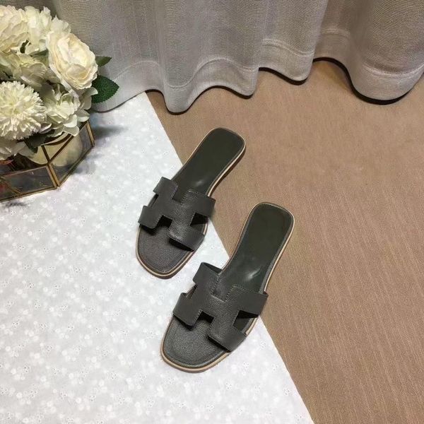 slippers for womens women slippers flops sandals sales moccasins leather 2023 shoes womens fashion palmprint luxury designers 35-43 slipper, Black
slippers for womens women slippers flops sandals sales moccasins leather 2023 shoes womens fashion palmprint luxury designers 35-43 slipper, Black