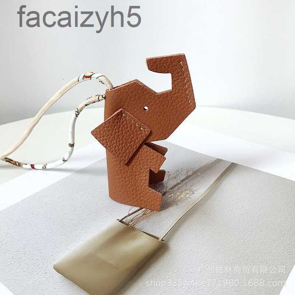 keychains & lanyards designer h family cow leather mini elephant men's and women's bag pendant bucket kelly car key chain, Silver
keychains & lanyards designer h family cow leather mini elephant men's and women's bag pendant bucket kelly car key chain, Silver
