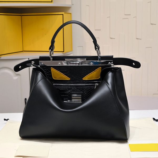 30cm men handbags purse tote bag classic crossbody shoulder bags genuine leather monster eye silver hardware plain briefcase handbag
30cm men handbags purse tote bag classic crossbody shoulder bags genuine leather monster eye silver hardware plain briefcase handbag
