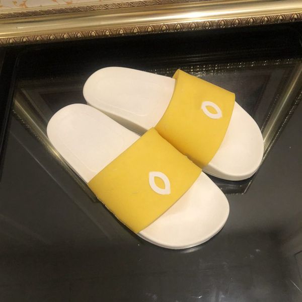 2023 with luxury designer sandals flip-flops women's sliding summer fashion wide smooth sandals slippers flip-flops channel floral desi, Black
2023 with luxury designer sandals flip-flops women's sliding summer fashion wide smooth sandals slippers flip-flops channel floral desi, Black