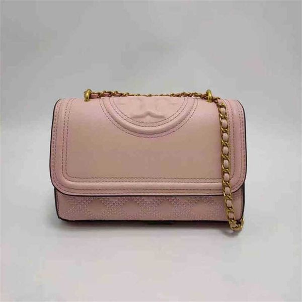 2023 designer bag new foreign trade same european and american simple solid color embossed rhombic lattice single shoulder flip messenger le
2023 designer bag new foreign trade same european and american simple solid color embossed rhombic lattice single shoulder flip messenger le
