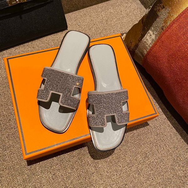 2023 oran sandal women summer slippers patent leather lychee crocodile skin maroon fonce khaki triple white brown classic black women slides
2023 oran sandal women summer slippers patent leather lychee crocodile skin maroon fonce khaki triple white brown classic black women slides