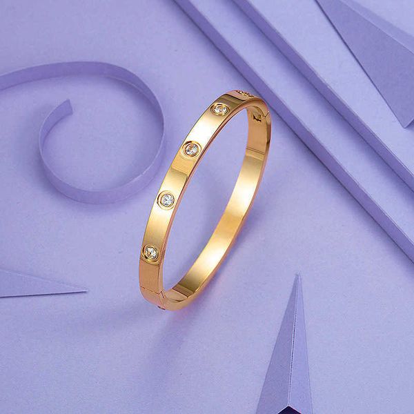 designer bracelet love bangle jewelry gold women's lasting color simulation fashion buckle bracelet 18k gold-plated, Black
designer bracelet love bangle jewelry gold women's lasting color simulation fashion buckle bracelet 18k gold-plated, Black