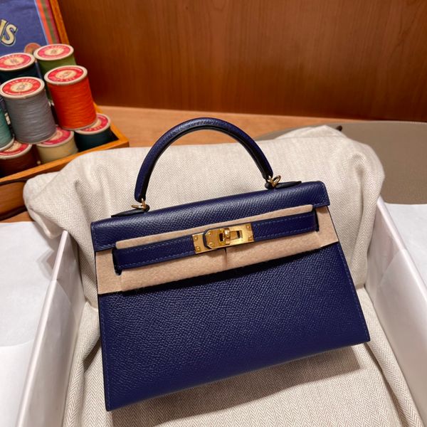 designer bag semi-handmade fashion shoulder bag classic handbag work bags for women senior handmade high-end hardware mini second generation
designer bag semi-handmade fashion shoulder bag classic handbag work bags for women senior handmade high-end hardware mini second generation