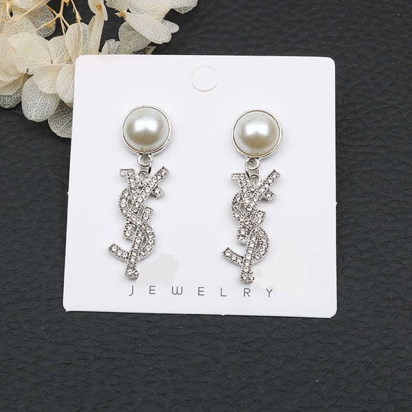 2023 designer new 925 silver needle small fragrance 2020 new net red fashion high sense flash diamond earrings, Golden
2023 designer new 925 silver needle small fragrance 2020 new net red fashion high sense flash diamond earrings, Golden