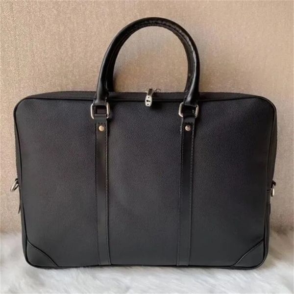 2023 designer men shoulder briefcase black brown leather handbag luxury business man lapbag messenger bags 3 color with dust bagl
2023 designer men shoulder briefcase black brown leather handbag luxury business man lapbag messenger bags 3 color with dust bagl