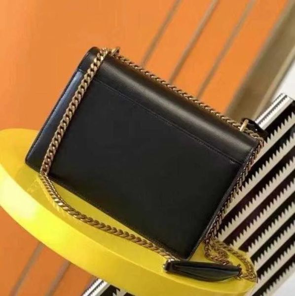 women handbag leather bag woman original box shoulder cross body messenger bags lady clutch purse, Black;red
women handbag leather bag woman original box shoulder cross body messenger bags lady clutch purse, Black;red
