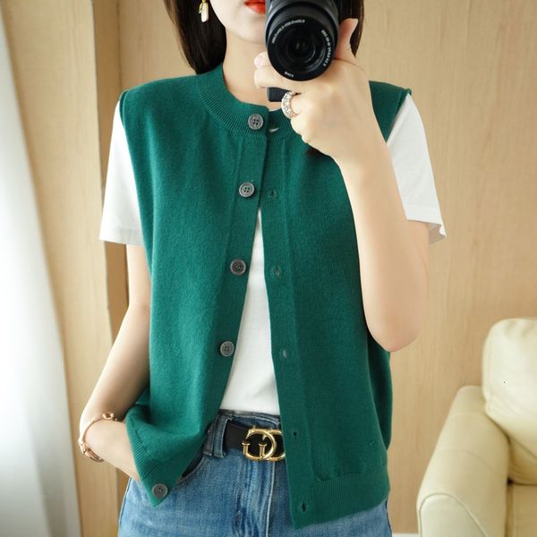 women's vests women's v-neck cashmere vest sweater women's sleeveless cashmere cardigan loose women's large knitted vest, Black;white
women's vests women's v-neck cashmere vest sweater women's sleeveless cashmere cardigan loose women's large knitted vest, Black;white