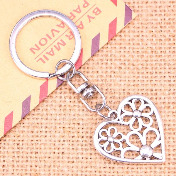 key rings 20pcs new fashion keychain 29*29 mm heart flower pendants diy men jewelry car key chain ring holder souvenir for gift aa230329, Slivery;golden
key rings 20pcs new fashion keychain 29*29 mm heart flower pendants diy men jewelry car key chain ring holder souvenir for gift aa230329, Slivery;golden