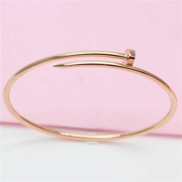 designer carti bracelet fashion bangle gold sweet fine bracelet adjustable exquisite women's color gold bracelet fine style, Black
designer carti bracelet fashion bangle gold sweet fine bracelet adjustable exquisite women's color gold bracelet fine style, Black