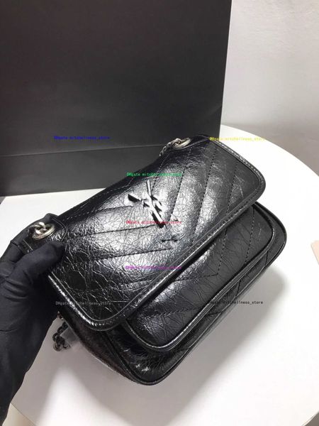 classic fashion designer bags shoulder simple large capacity leather crossbody portable women's clutch
classic fashion designer bags shoulder simple large capacity leather crossbody portable women's clutch