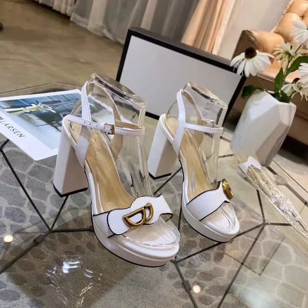est heels sandals with box women shoes designer sandals quality sandals heel height and sandal flat shoe slides slippers by 1978 s295 01, Black
est heels sandals with box women shoes designer sandals quality sandals heel height and sandal flat shoe slides slippers by 1978 s295 01, Black