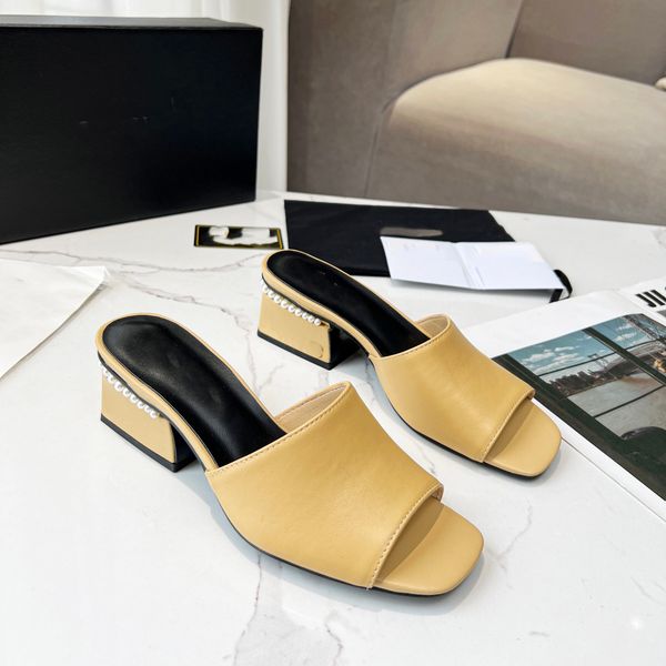 channel shoes fashion designer sandals leather high-heeled slippers women channel classic flip-flops summer afssvz
channel shoes fashion designer sandals leather high-heeled slippers women channel classic flip-flops summer afssvz