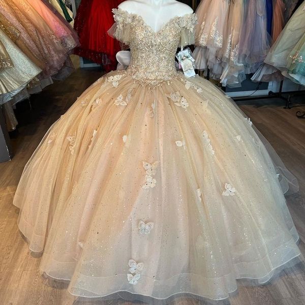champagne quinceanera dresses off shoulder floral appliques lace bow back beading corset for sweet 15 girls party gowns, Blue;red
champagne quinceanera dresses off shoulder floral appliques lace bow back beading corset for sweet 15 girls party gowns, Blue;red