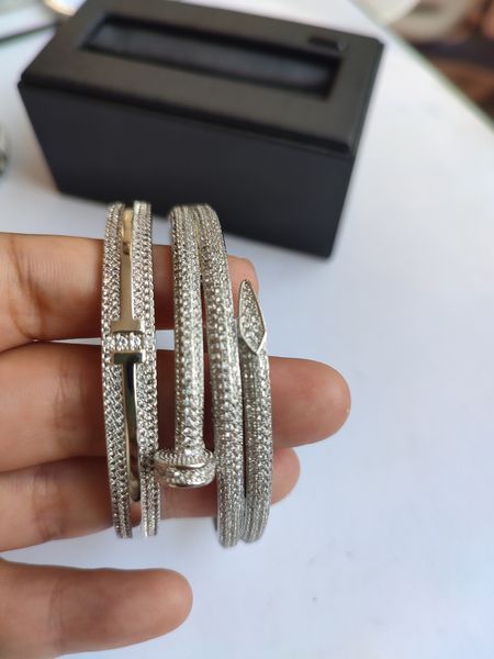 women charm bangle bracelets designer gold bracelet for women full drilling bracelet designer jewelry femme silver set diamond couple jewler, Black
women charm bangle bracelets designer gold bracelet for women full drilling bracelet designer jewelry femme silver set diamond couple jewler, Black