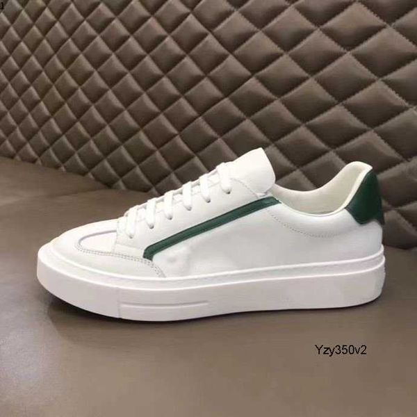 highqualitymen fashion leather sneakers daily casual shoes embroidered pattern ki03
highqualitymen fashion leather sneakers daily casual shoes embroidered pattern ki03