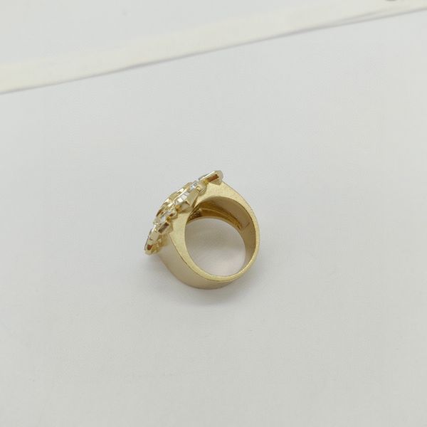 2023 luxury quality charm punk band ring with diamond hollow design in 18k gold plated have box stamp ps7742a, Silver
2023 luxury quality charm punk band ring with diamond hollow design in 18k gold plated have box stamp ps7742a, Silver