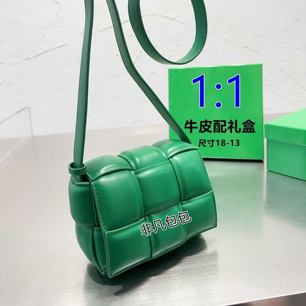 bvs designer luxury womens bottegas bags handbag venetas woven bag pouch nylon fashion shoulder jodie totes leather crossbody bag cassette m
bvs designer luxury womens bottegas bags handbag venetas woven bag pouch nylon fashion shoulder jodie totes leather crossbody bag cassette m