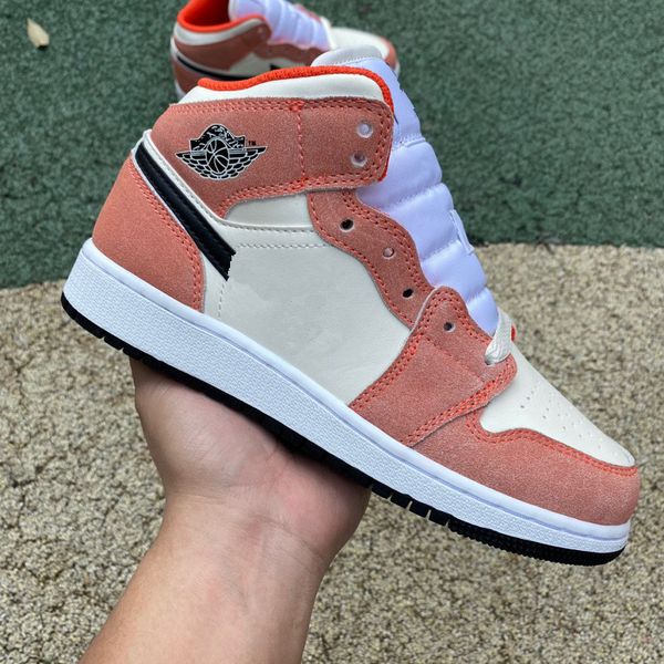 new release basketball shoes woman kids 1 mid orange suede dv1336-800 designer shoes sports sneakers size eu36-46
new release basketball shoes woman kids 1 mid orange suede dv1336-800 designer shoes sports sneakers size eu36-46