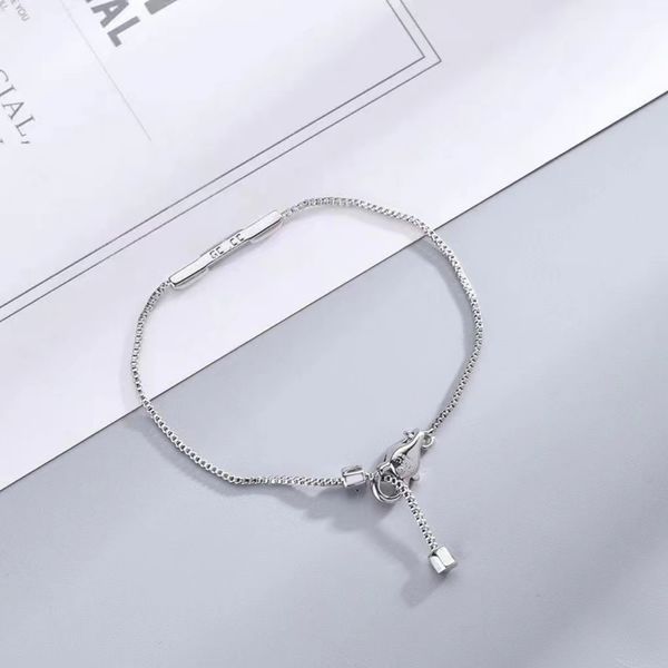 designer bracelet fashion chain jewelry classic letter 18k white gold plated ladies and girls' valentine's day mother's engag, Black
designer bracelet fashion chain jewelry classic letter 18k white gold plated ladies and girls' valentine's day mother's engag, Black