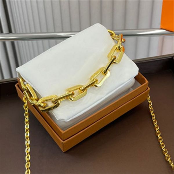 designer genuine leather bag coussin mini women shoulder bags tote luxury crossbody fashion messenger wallet cases card pockets handbags 202
designer genuine leather bag coussin mini women shoulder bags tote luxury crossbody fashion messenger wallet cases card pockets handbags 202