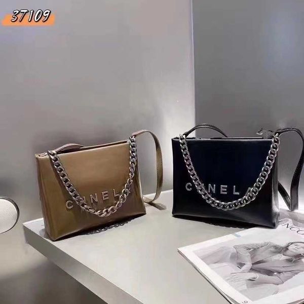 stuff sacks net red fragrant wind 2022 new soft leather underarm temperament small square one shoulder crossbody women's bag
stuff sacks net red fragrant wind 2022 new soft leather underarm temperament small square one shoulder crossbody women's bag