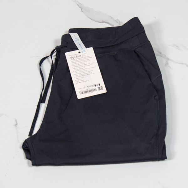 lu777-008 short women's nude fabric yoga exercise jogging pants women's waist drawcord fitness yoga leggings pants side pockets
lu777-008 short women's nude fabric yoga exercise jogging pants women's waist drawcord fitness yoga leggings pants side pockets