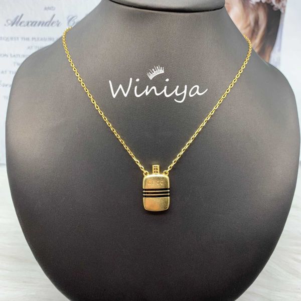 2023 designer new g family necklace / gujia new letter drop glue wine bottle neck chain bracelet earrings fashion trend personalized jewelry, Silver
2023 designer new g family necklace / gujia new letter drop glue wine bottle neck chain bracelet earrings fashion trend personalized jewelry, Silver