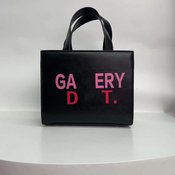 designer famous 2023 tote bags large capacity handbags women cool practical crossbody casual square shopping bags colorful
designer famous 2023 tote bags large capacity handbags women cool practical crossbody casual square shopping bags colorful