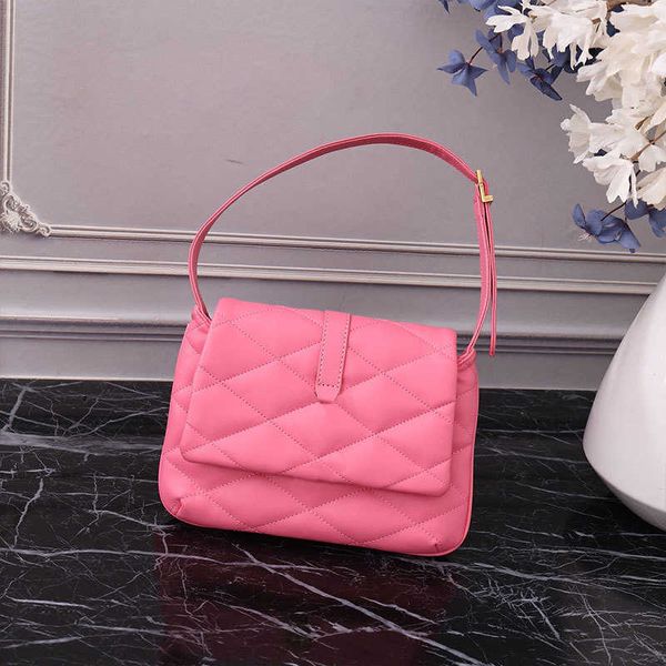 designer bags quilted shoulder bags sheepskin leather hobo bags subaxillary purse classic letter clasp flap women handbags adjustable strap
designer bags quilted shoulder bags sheepskin leather hobo bags subaxillary purse classic letter clasp flap women handbags adjustable strap