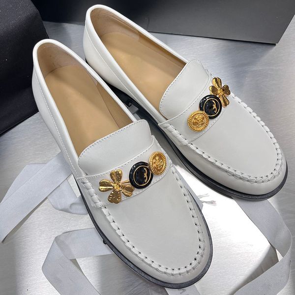 luxurys womens platform dress shoes slip on loafers calfskin heel height 3.5cm quilted texture sandals designer gold-tone metal outdoor casu, Black
luxurys womens platform dress shoes slip on loafers calfskin heel height 3.5cm quilted texture sandals designer gold-tone metal outdoor casu, Black
