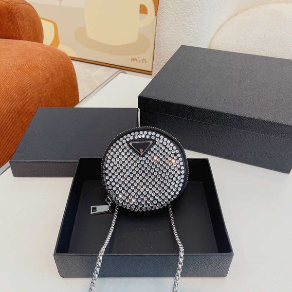 diamond women shoulder bag 2023 new crystal handbags summer fashion underarm purses luxury totes bling nylon quality classic shiny handbag z
diamond women shoulder bag 2023 new crystal handbags summer fashion underarm purses luxury totes bling nylon quality classic shiny handbag z