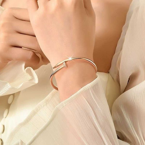 designer carti bracelet bangle personalized diamond open bracelet high fashion couple bracelet handpiece, Black
designer carti bracelet bangle personalized diamond open bracelet high fashion couple bracelet handpiece, Black