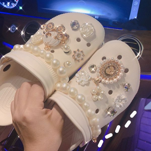 shoe parts accessories 1 set women's sandals designer croc charms gemstone cool kwaii decorations pearl metal 230330, White;pink
shoe parts accessories 1 set women's sandals designer croc charms gemstone cool kwaii decorations pearl metal 230330, White;pink