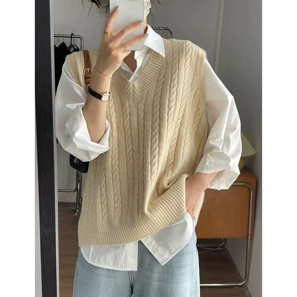 women's vests v-neck sweater dough twist knit vest sleeveless women's autumn winter sweater solid sweater 230330, Black;white
women's vests v-neck sweater dough twist knit vest sleeveless women's autumn winter sweater solid sweater 230330, Black;white