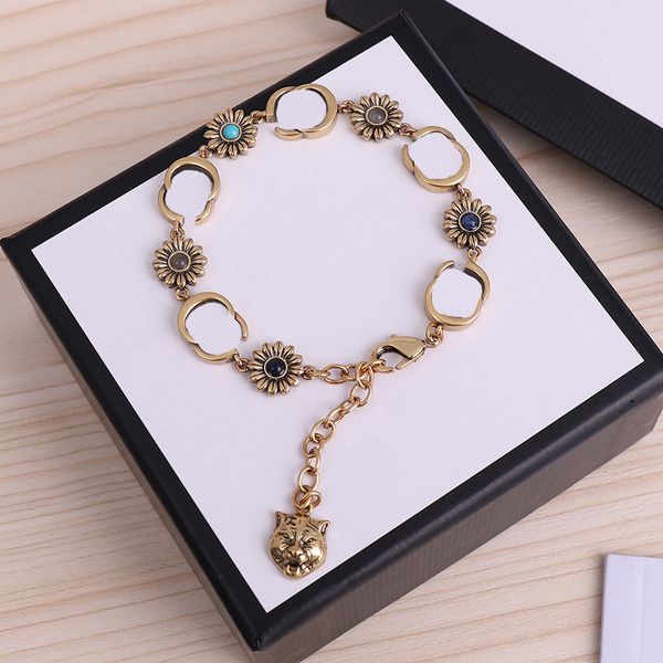 chain vintage little daisy g bracelet alphabet chrysanthemum brass material jewelry bracelet, Black
chain vintage little daisy g bracelet alphabet chrysanthemum brass material jewelry bracelet, Black