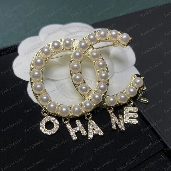 men designer brand letter brooches 18k gold plated inlay crystal rhinestone jewelry brooch charm pearl pin 2022 marry christmas party gift a, Gray
men designer brand letter brooches 18k gold plated inlay crystal rhinestone jewelry brooch charm pearl pin 2022 marry christmas party gift a, Gray