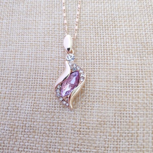 5sets/lot angel elf shape pendant necklace inlaid superior quality rhinestone crystal twinkle decorate adjeustable length non fading noble o, Silver
5sets/lot angel elf shape pendant necklace inlaid superior quality rhinestone crystal twinkle decorate adjeustable length non fading noble o, Silver