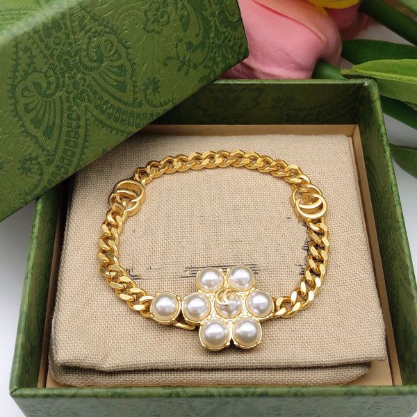 letter double g logo designer charm bracelets luxury women fashion hoop jewelry metal ggity crystal pearl men hip hop style diamond tennis b, Golden;silver
letter double g logo designer charm bracelets luxury women fashion hoop jewelry metal ggity crystal pearl men hip hop style diamond tennis b, Golden;silver