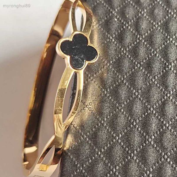 bangle fourleaf bracelet women's colorless plated summer new versatile fashion jewelry net red 5ccj, Black
bangle fourleaf bracelet women's colorless plated summer new versatile fashion jewelry net red 5ccj, Black