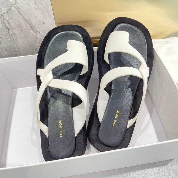 the row ultra light~the * row new outdoor comfortable fashion leather cross band thick sole open toe flip flops for women nqt8, Black
the row ultra light~the * row new outdoor comfortable fashion leather cross band thick sole open toe flip flops for women nqt8, Black